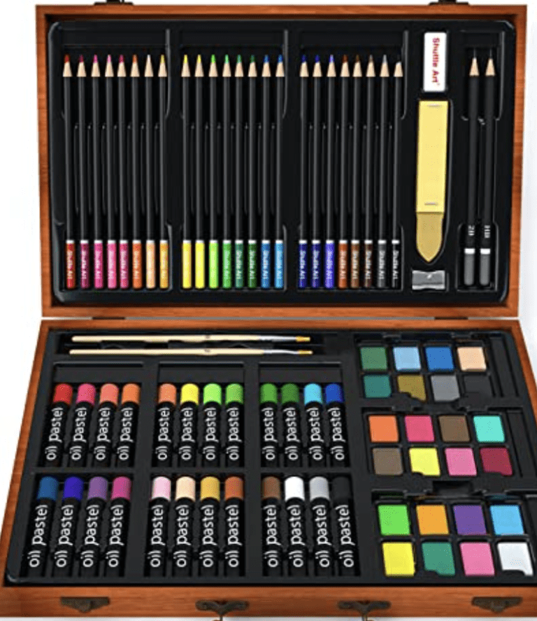 118-piece deluxe art set in a wooden case